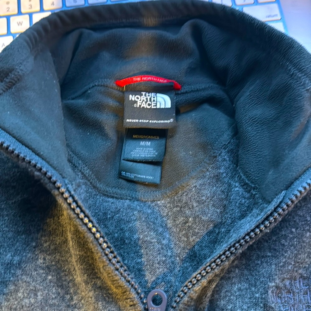 Men’s The North Face wool blend 1/4 zip sweater Grey Medium